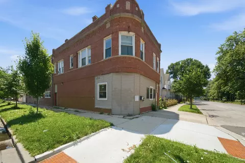 4101 W Potomac Ave, Chicago, IL 60651