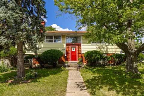 16948 Glen Oaks Dr, Country Club Hills, IL 60478