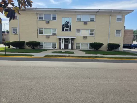 8636 Grand Ave #2A, River Grove, IL 60171