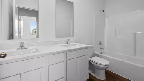 Bath - 1200 Wildflower Ln, Bartlett, IL 60103 photo 1 of 2