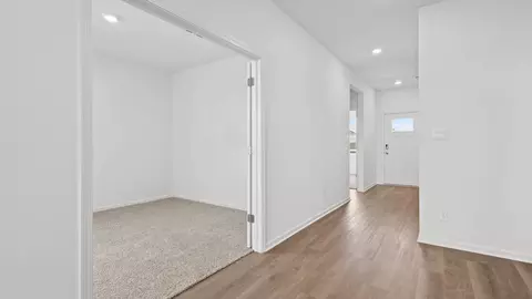 Entry Way - 1200 Wildflower Ln, Bartlett, IL 60103 photo 2 of 3