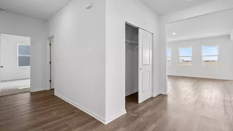 Entry Way - 1200 Wildflower Ln, Bartlett, IL 60103 photo 3 of 3