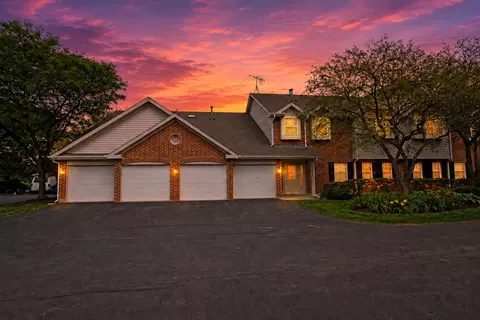 1377 Evergreen Dr #2, Palatine, IL 60074