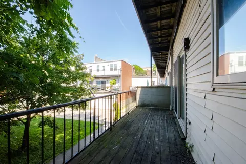 Exterior - 710 E 51st St #710, Chicago, IL 60615 photo 2 of 3
