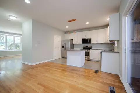 Other - 710 E 51st St #710, Chicago, IL 60615 photo 1 of 7