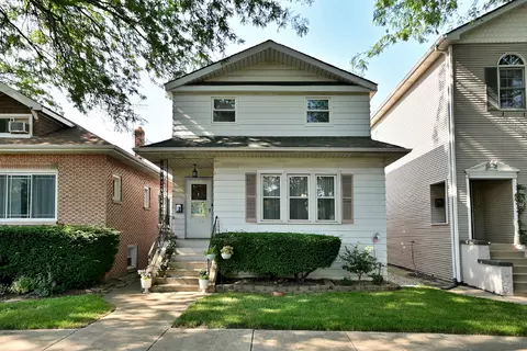 5108 W Winona St, Chicago, IL 60630