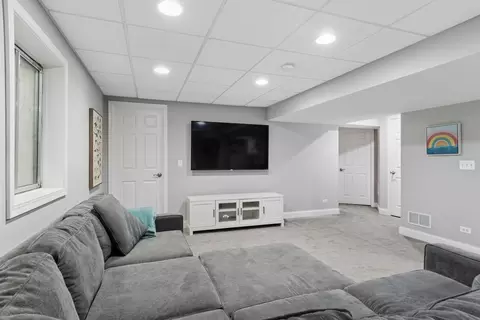 Other - 2759 Hillsboro Blvd, Aurora, IL 60503 photo 6 of 8