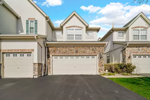 439 Bay Tree Cir, Vernon Hills, IL 60061
