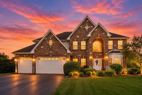 506 Simsbury Ct, Oswego, IL 60543