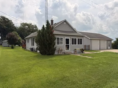 310 S 2nd St, Standard, IL 61363 photo 29