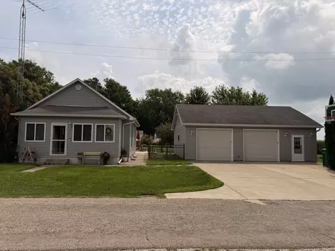 310 S 2nd St, Standard, IL 61363 photo 28