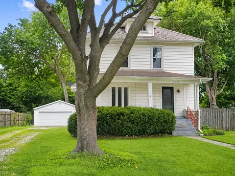 308 E Washington St, Ashkum, IL 60911