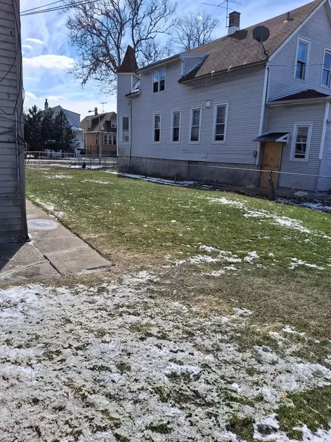 864 E 87th Pl, Chicago, IL 60619 photo 4