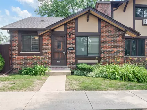 18 W133 Kirkland Ln, Villa Park, IL 60181