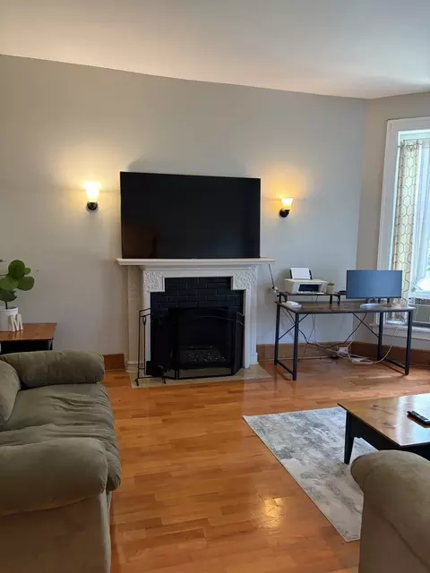 441 E 42nd St, Chicago, IL 60653 photo 7