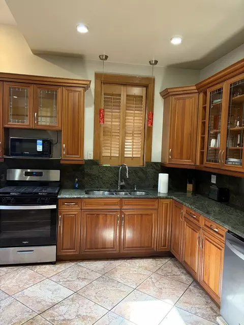 441 E 42nd St, Chicago, IL 60653 photo 27