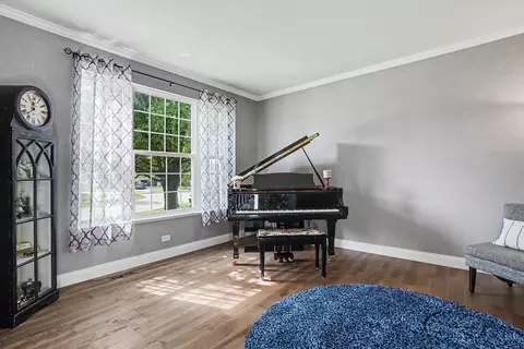 Other - 2989 Wagon Rd, Elgin, IL 60124 photo 3 of 8
