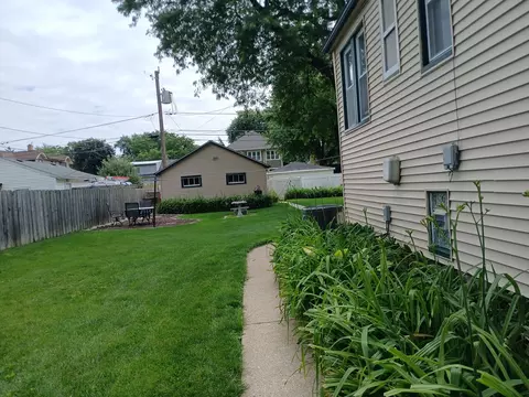 4017 S Oak Ave, Brookfield, IL 60513 photo 13