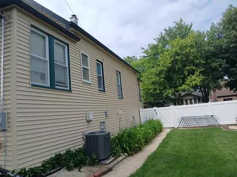 4017 S Oak Ave, Brookfield, IL 60513 photo 12