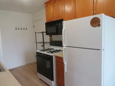 Kitchen - 1901 C Lisbon Rd #C, Morris, IL 60450 photo 1 of 2