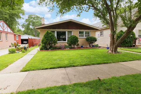 9734 Tulley Ave, Oak Lawn, IL 60453