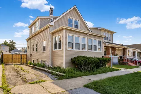 2724 N Mobile Ave, Chicago, IL 60639