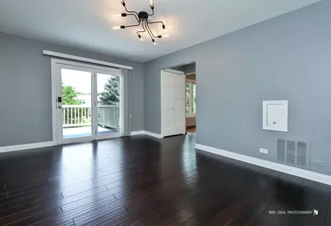 Living - 1000 E Ardyce Ln, Mount Prospect, IL 60056 photo 7 of 12