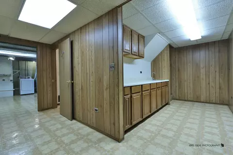 Other - 1000 E Ardyce Ln, Mount Prospect, IL 60056 photo 4 of 5