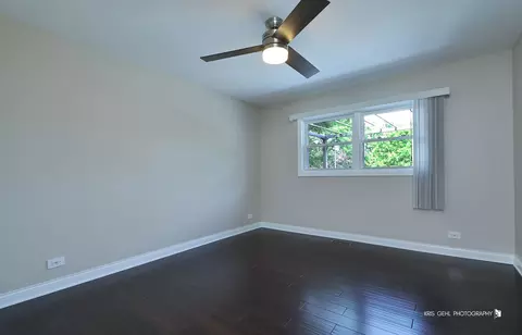 Bedroom - 1000 E Ardyce Ln, Mount Prospect, IL 60056 photo 1 of 7