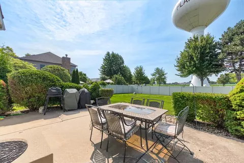 Exterior - 24105 Cropland Dr, Plainfield, IL 60544 photo 7 of 7
