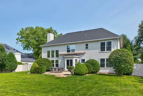 Exterior - 24105 Cropland Dr, Plainfield, IL 60544 photo 6 of 7