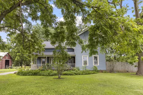Exterior - 2013 Beecher Rd, Plano, IL 60545 photo 1 of 10