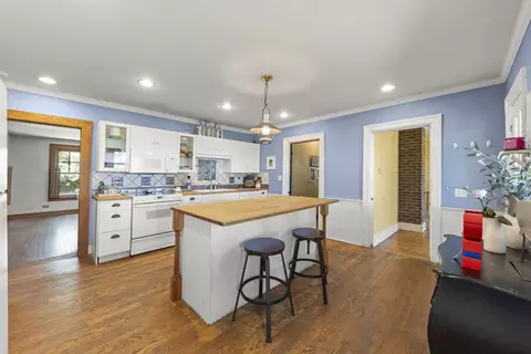 Kitchen - 2013 Beecher Rd, Plano, IL 60545 photo 2 of 4