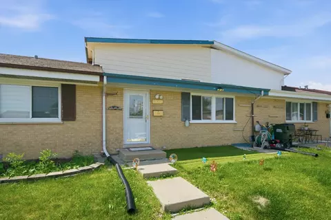 Undisclosed, Des Plaines, IL 60016 photo 2