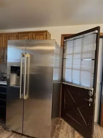 208 E Second St, Leaf River, IL 61047 photo 3