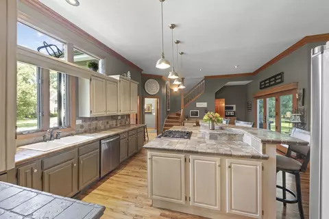 Kitchen - 443 Timber Ridge Dr, Bartlett, IL 60103 photo 2 of 5