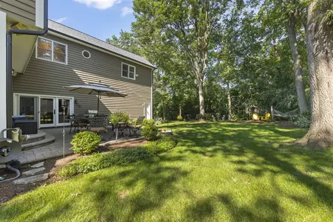 Exterior - 443 Timber Ridge Dr, Bartlett, IL 60103 photo 5 of 11