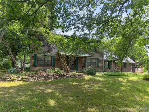 20805 Dunham Rd, Marengo, IL 60152