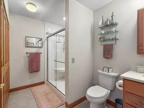 Bath - 562 Pine Meadow Dr, Dixon, IL 61021 photo 1 of 2
