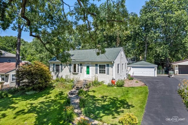 149 Edgebrook Rd, Wood Dale, IL 60191