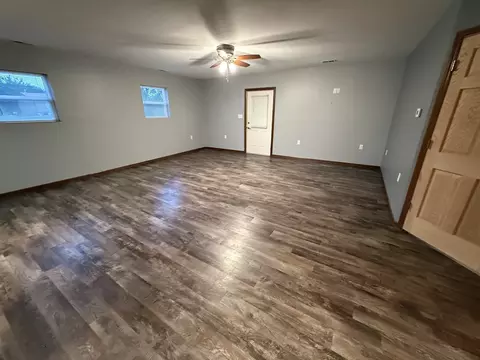 703 O Henry St, Mcleansboro, IL 62859 photo 29