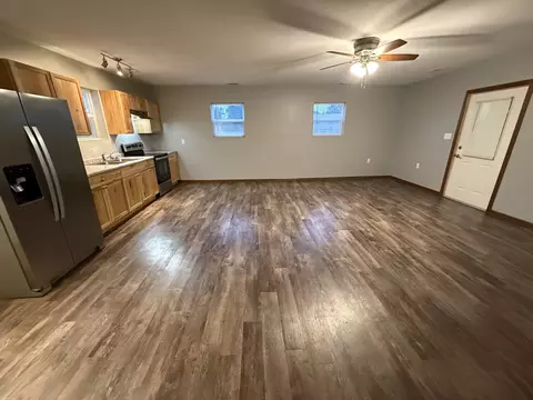 703 O Henry St, Mcleansboro, IL 62859 photo 26