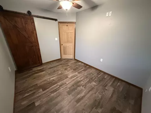 703 O Henry St, Mcleansboro, IL 62859 photo 32