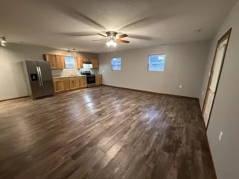 703 O Henry St, Mcleansboro, IL 62859 photo 20