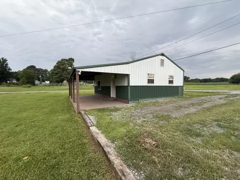 703 O Henry St, Mcleansboro, IL 62859 photo 10