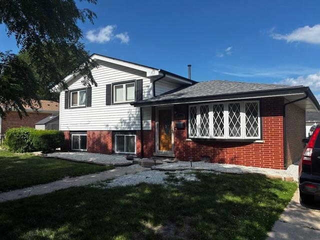 10349 Nashville Ave, Chicago Ridge, IL 60415