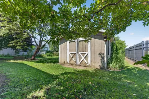 414 N Pine St, Gardner, IL 60424 photo 39