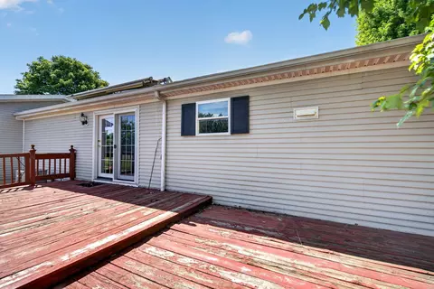 414 N Pine St, Gardner, IL 60424 photo 38