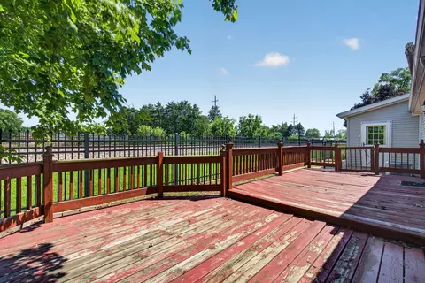 414 N Pine St, Gardner, IL 60424 photo 37