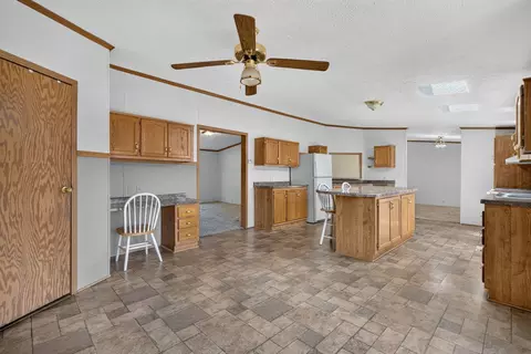 414 N Pine St, Gardner, IL 60424 photo 25